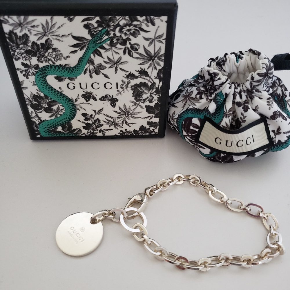 GUCCI Sterling Silver Trademark Round Charm Chain Link Bracelet 8" - Picture 2 of 11